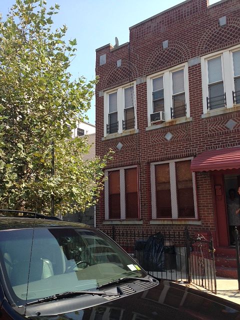 1st image of 64 Vernon Ave