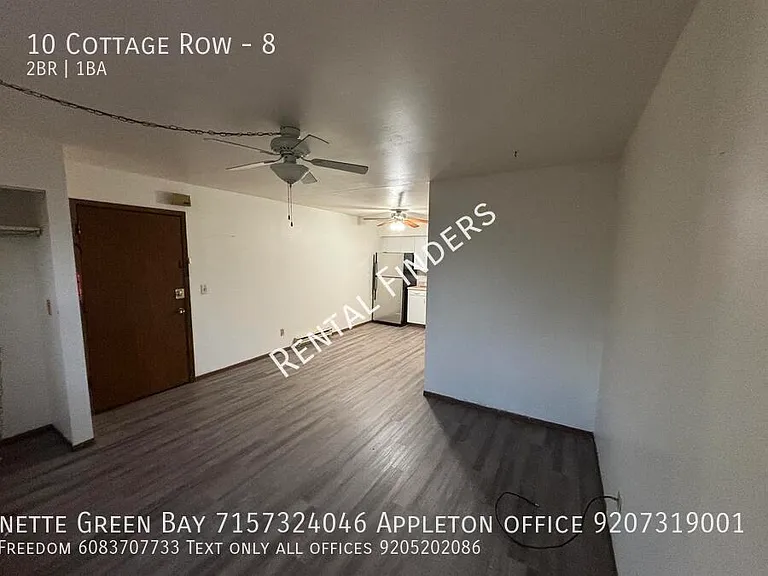 10 Cottage Row #8 — Photo 2
