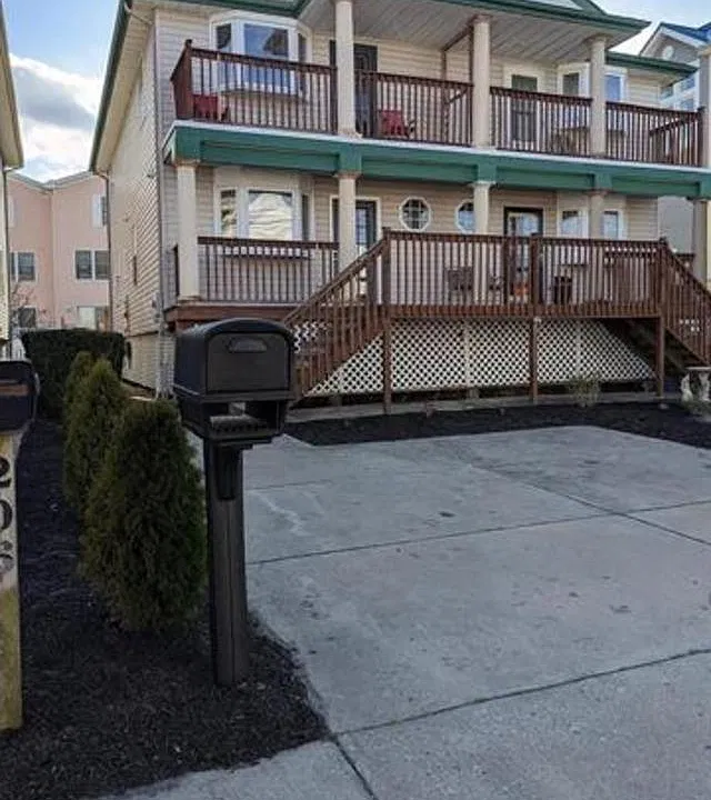 208 N Decatur Ave #0