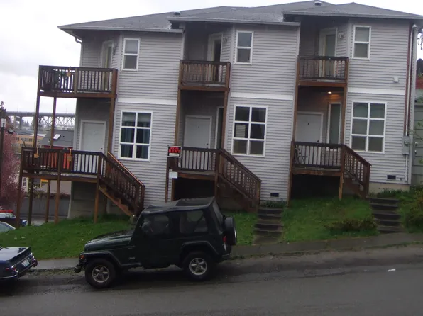 156 Florentia St APT D, Seattle, WA 98109