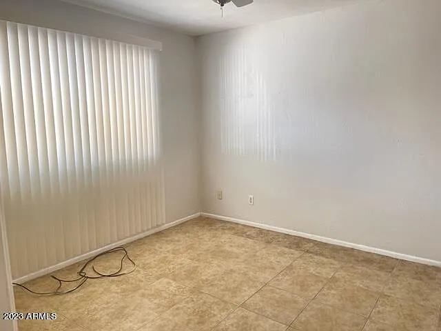 2918 W Glendale Ave — Photo 12