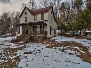 141 Lower Seese Hill Rd, Canadensis, PA 18325