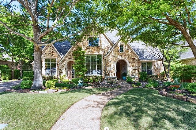 1st image of 104 Winsley Cir