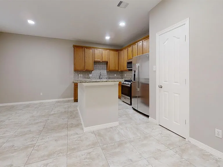 9224 Rodney Ray Blvd #18 — Photo 5