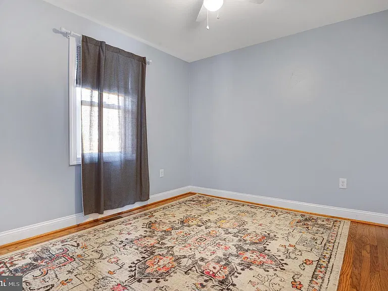 1202 President St — Photo 8