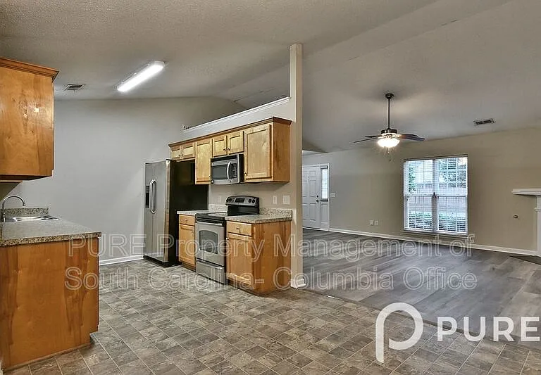 321 Downs Dr — Photo 25