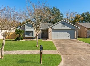 2411 Chimneystone Cir, Sugar Land, TX 77479