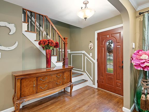 3rd image of 2932 Campbell Ave