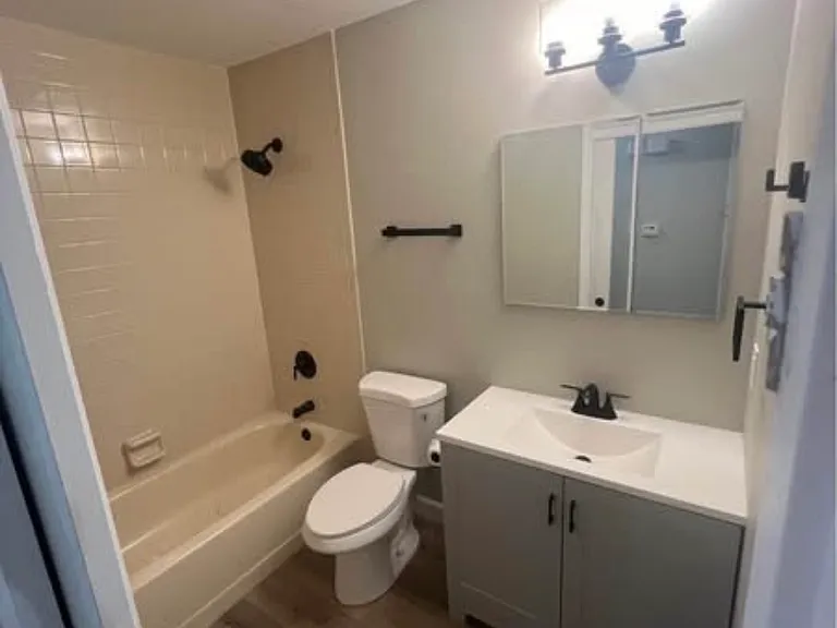 4 Ridge Oak Ct — Photo 10
