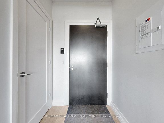 4th image of 2 Anndale Dr #3103