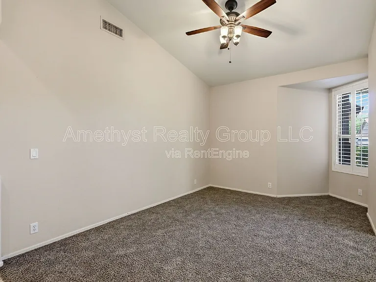 7017 W Greenbriar Dr — Photo 16