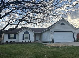 528 Bayberry Dr, Elyria, OH 44035