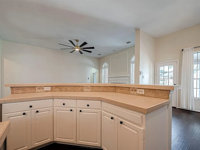 20819 Autumn Redwood Way — Photo 21