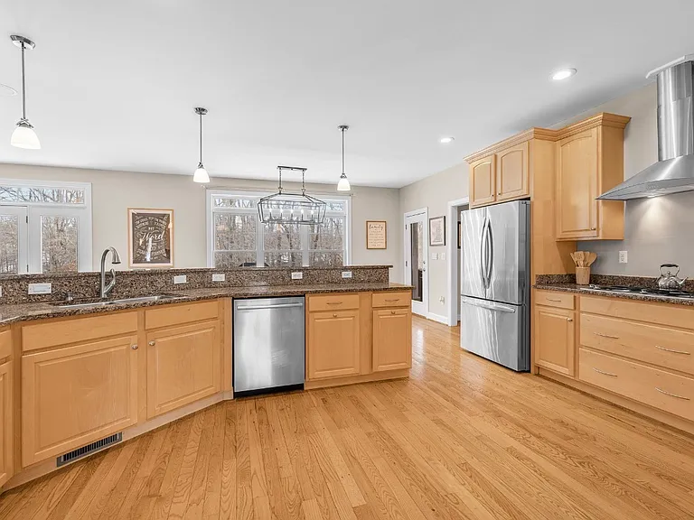 4245 Wood Thrush Ln — Photo 21
