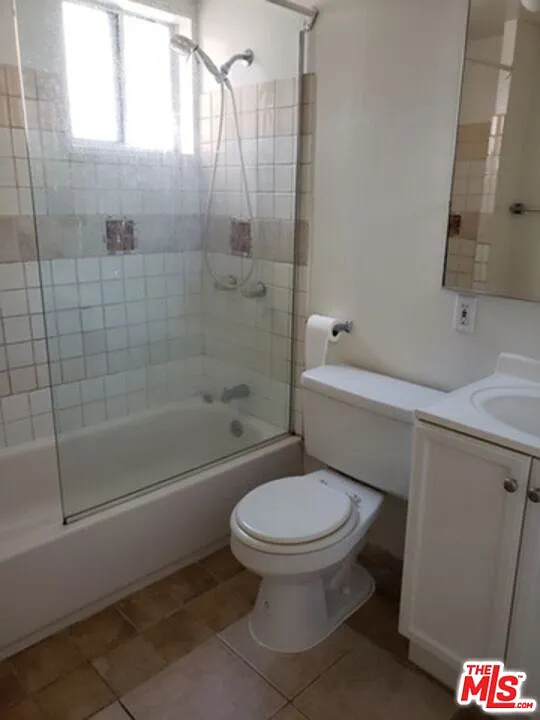 2 bed, 2.0 bath, 900 sqft, $2,400 — Photo 4