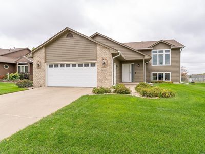6409 S Crane Ave, Sioux Falls, SD, 57108