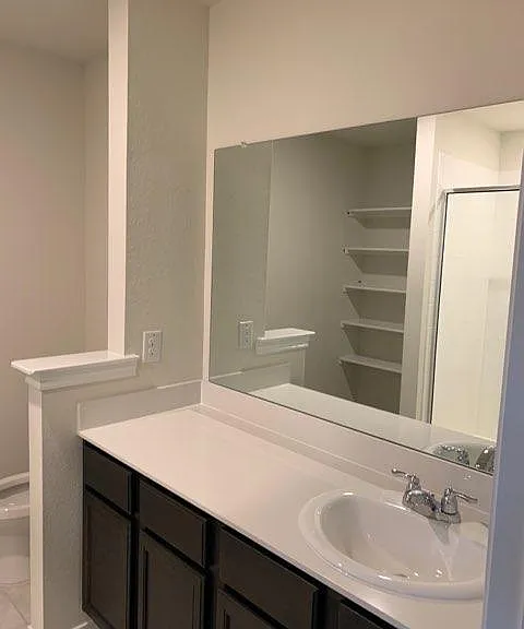 1008 Emerald Dr — Photo 6