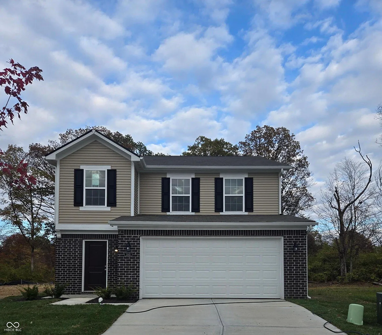 3145 Lennon Ln photo 1