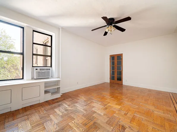 43-15 46th St APT E15, Queens, NY 11104