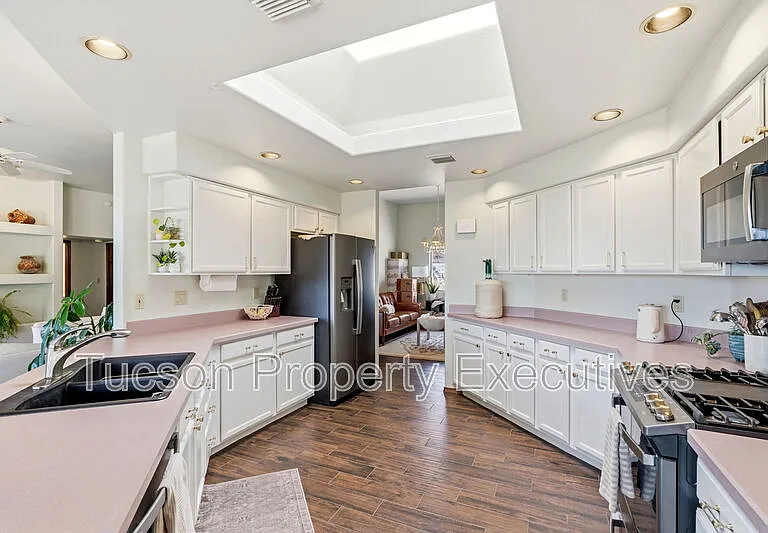 3901 N Vista De La Cima — Photo 18