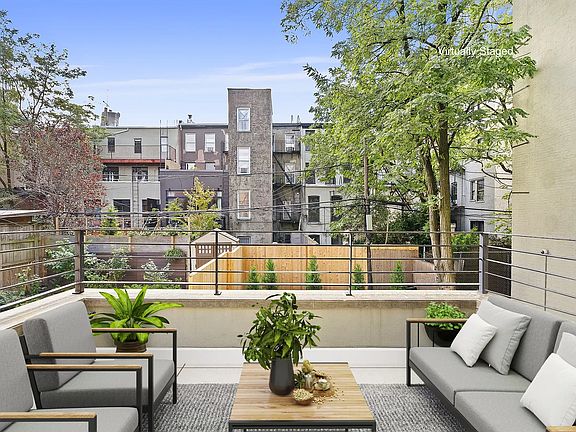 4th image of 122 S 1st St APT 4