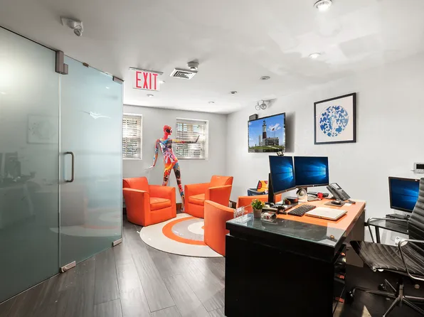 209 East 31st Street image 6 of 9