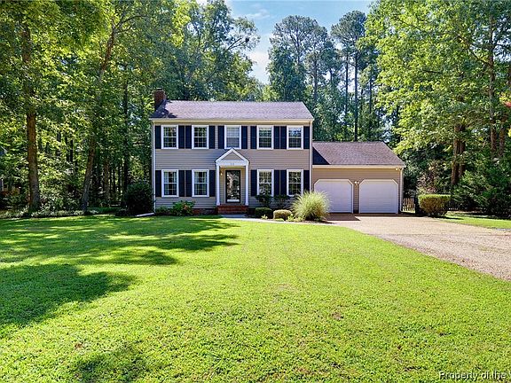 2nd image of 111 Sabre Dr