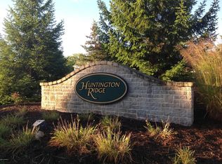1005 Barrington NW, Walker, MI 49534