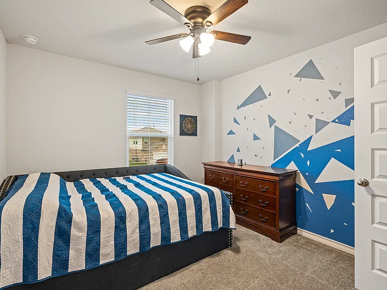 512 Steele Shallows — Photo 29