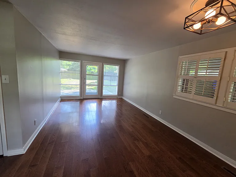 3135 Rosedale Blvd — Photo 8