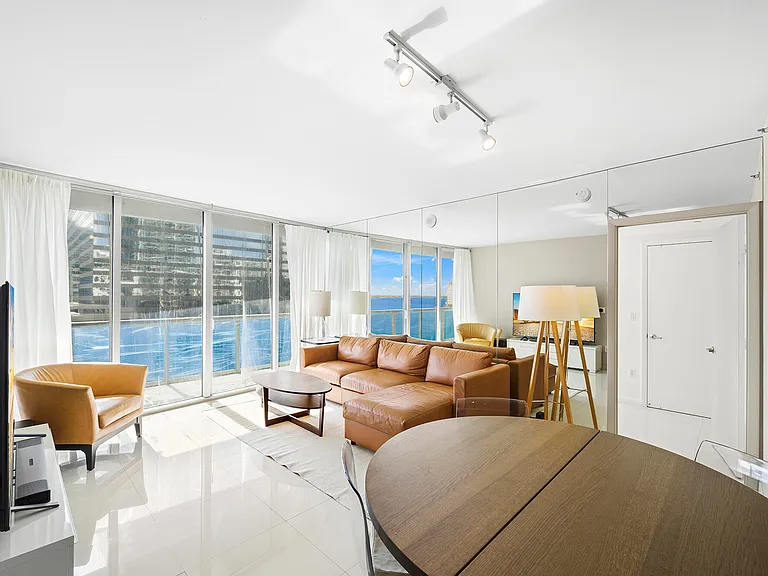 495 Brickell Ave #911 — Photo 5