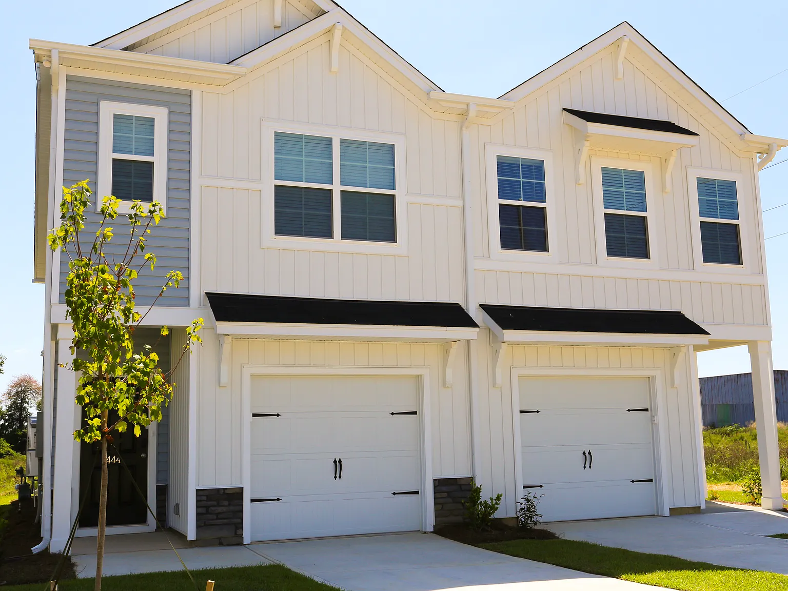 3 bed, 2.5 bath, 1475 sqft, $2,000 — Photo 2