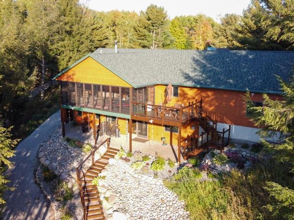 16299 Thelen Rd, Mountain, WI 54149