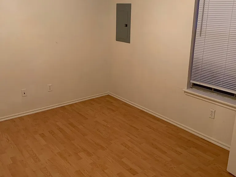 Stonebrook Apartments — Photo 5
