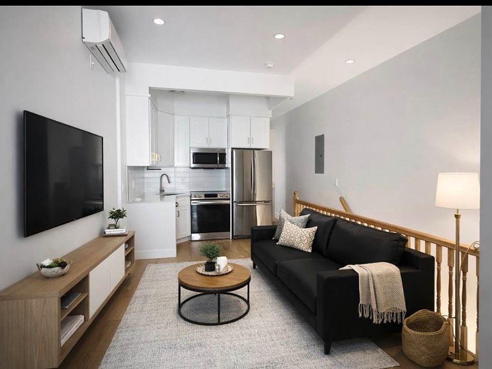 1st image of 10 Saint Nicholas Ave #1R