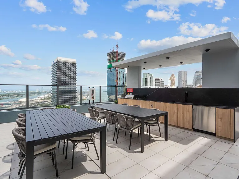 121 NE 5th St #33-ID1503182P — Photo 18