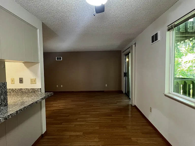 3318 Willow Ct SE — Photo 29