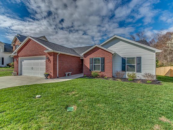 2nd image of 3743 Boyd Walters Ln
