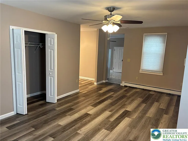 4414 Main St — Photo 15