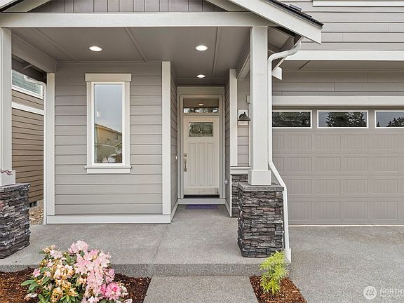 3rd image of 9005 Wyatt Court SE