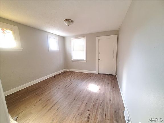 2nd image of 8340 Eton Pl