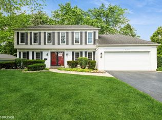 316 Ambleside Dr, Roselle, IL 60172