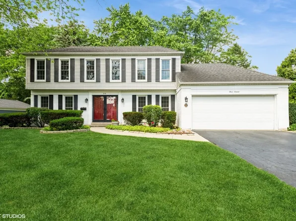 316 Ambleside Dr, Roselle, IL 60172