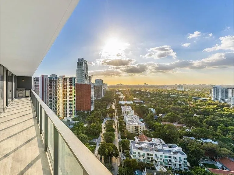1451 Brickell Ave #5 — Photo 9
