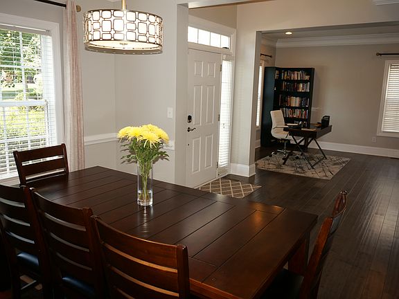 4th image of 10404 Kilchurn Ct
