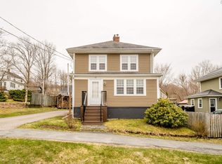 48 Academy St, Kentville, NS B4N1S6