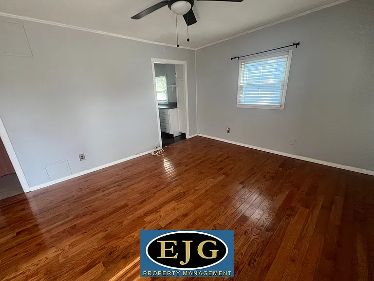 29 Elmwood Rd — Photo 15