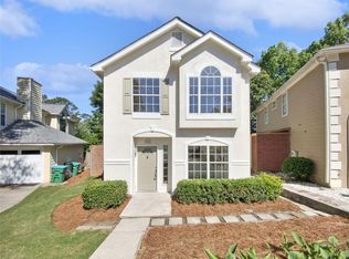 3947 Oak Glenn Dr, Duluth, GA 30096