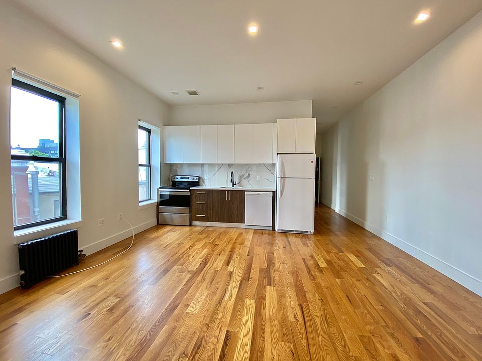 1st image of 499 Washington Ave #19