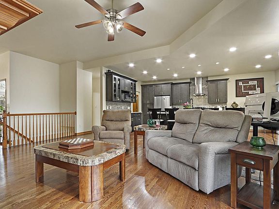 3rd image of 1138 Tall Oak COURT